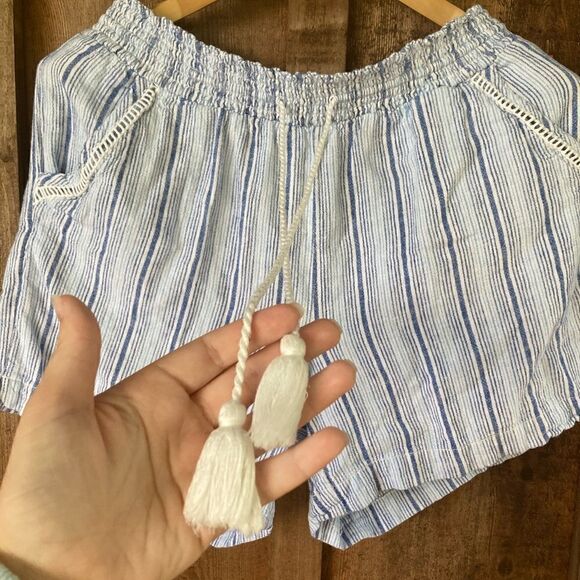 Briggs Linen Blend Striped Tassel Cord Drawstring Waist Shorts - Picture 4 of 8